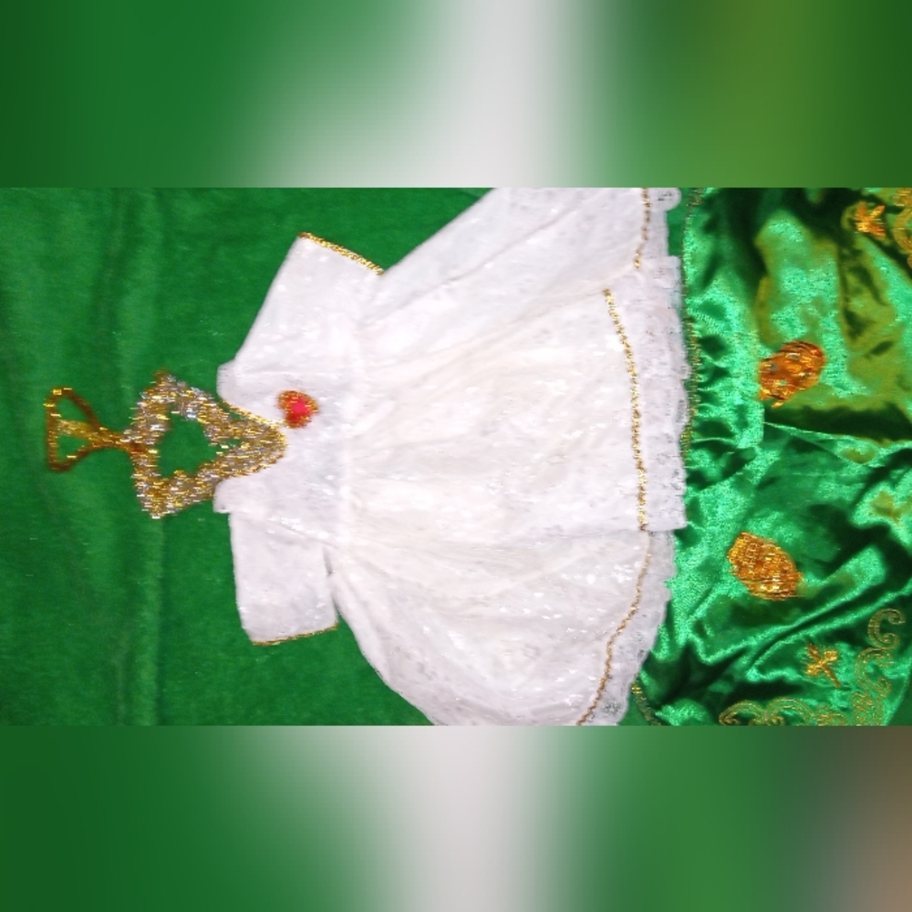 Dolls dress
